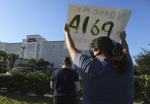 Judge orders U.S. to stop detaining migrant children in Texas & Arizona hotels