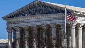 Supreme Court temporarily freezes implementation of Texas immigration law